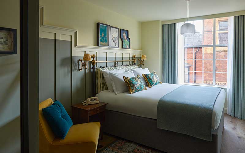 The House That Moved Room